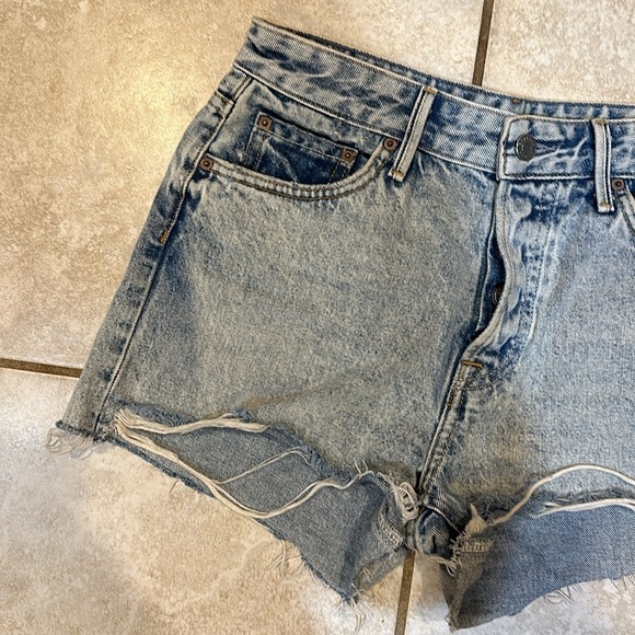GRLFRND Helena Acid Wash Denim Shorts 26 Revolve - Picture 7 of 8